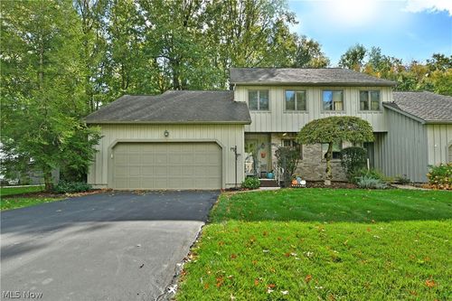 160 Turquoise Dr, Cortland, OH, 44410-1907 | Card Image