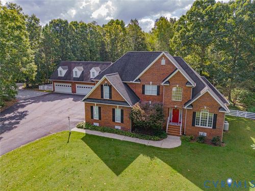 6033 Baileys Ridge Dr, Providence Forge, VA, 23140-3566 | Card Image