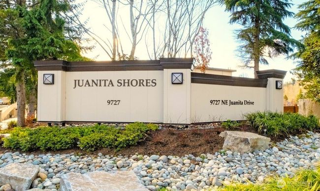 APT-201 - 9727 Ne Juanita Dr, Condo with 3 bedrooms, 3 bathrooms and 2 parking in Kirkland WA | Image 23