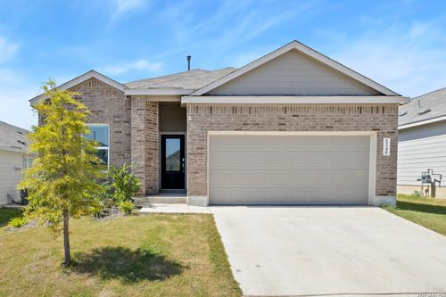 5340 Cloves Cv, Saint Hedwig, TX, 78152-0500 | Card Image