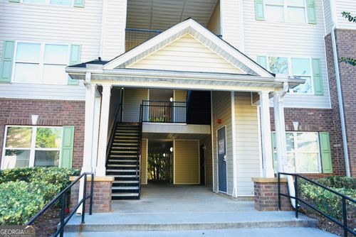 12101 Fairington Ridge Cir, Lithonia, GA, 30038-5642 | Card Image