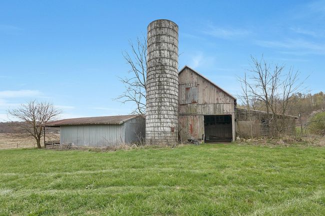 9962 Weaver Rd, House other with 5 bedrooms, 3 bathrooms and null parking in Utica OH | Image 34
