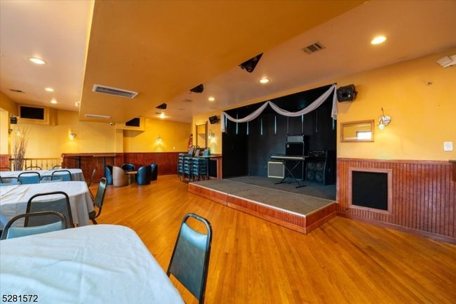 217 Frelinghuysen Ave, Home with 0 bedrooms, 5 bathrooms and null parking in Newark NJ | Image 25