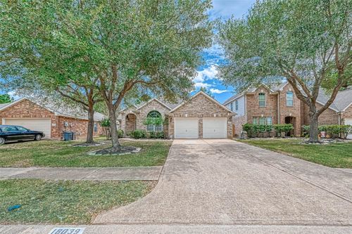 18039 Parkwille Ln, Cypress, TX, 77433-1543 | Card Image