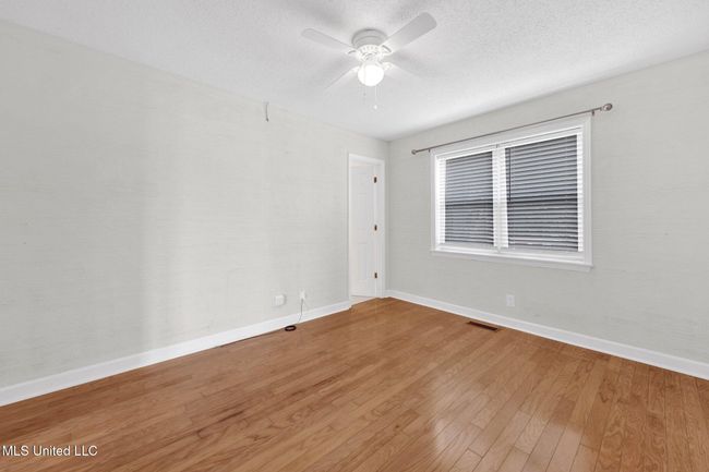 Guest Bedroom | Image 17