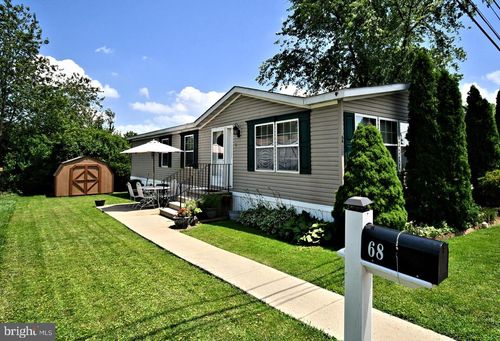 68 Harrison Dr, FAIRLESS HILLS, PA, 19030-2017 | Card Image