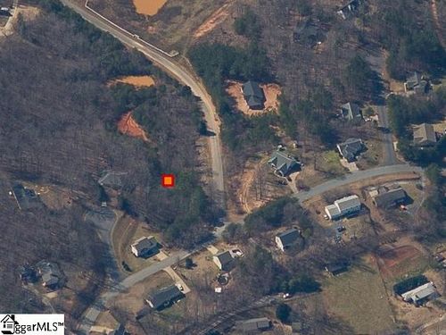 7 Packforest Rd, Taylors, SC, 29687-7147 | Card Image
