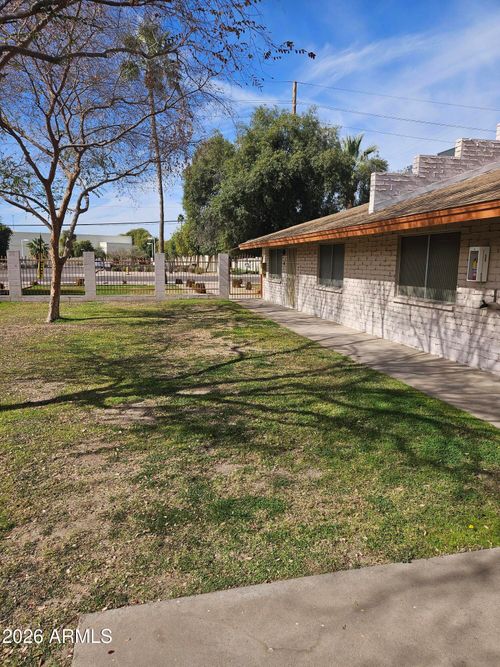 5a-6043 N 23rd Ave, Phoenix, AZ, 85015-1818 | Card Image