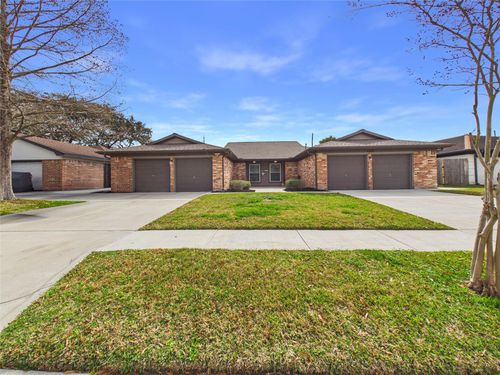 1322 / 1324 Bellgrove Dr, El Lago, TX, 77586-6026 | Card Image