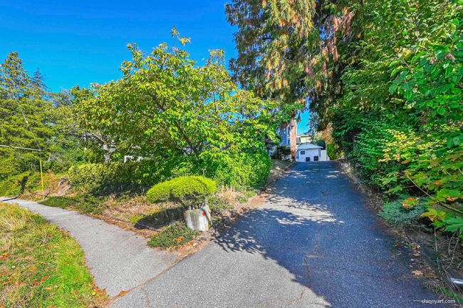 4419 Marine Drive, House other with 5 bedrooms, 2 bathrooms and 1 parking in Burnaby BC | Image 5