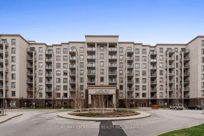 308 - 2490 Old Bronte Rd, Condo with 2 bedrooms, 2 bathrooms and 1 parking in Oakville ON | Image 3