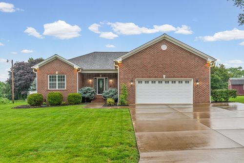 208 Andrew Dr, Hopkinsville, KY, 42240-2453 | Card Image