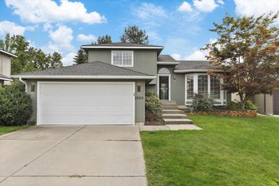 23514 E Sharp Ct, Home with 3 bedrooms, 2 bathrooms and null parking in Liberty Lake WA | Image 2