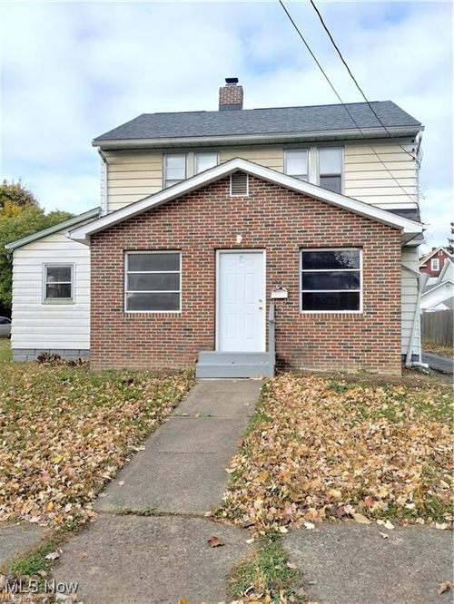 24 Millet Ave, Youngstown, OH, 44509-2342 | Card Image