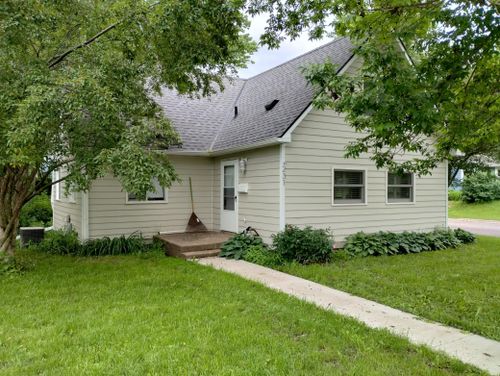 231 Wood Street N, Mora, MN, 55051 | Card Image