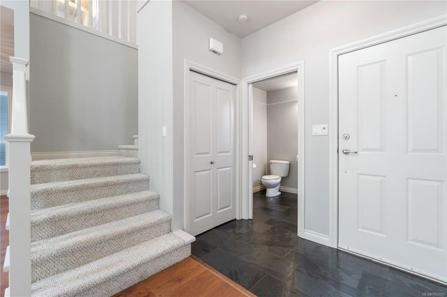 Foyer | Image 24