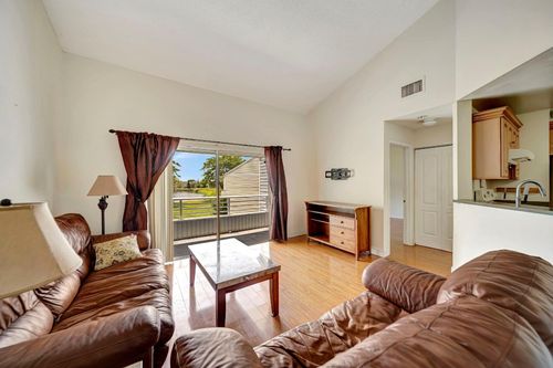 206-3461 Nw 44th St, Lauderdale Lakes, FL, 33309-4266 | Card Image