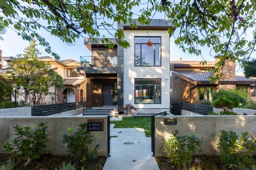 3711 W 24th Ave, Vancouver, BC, V6S1L7 | Card Image