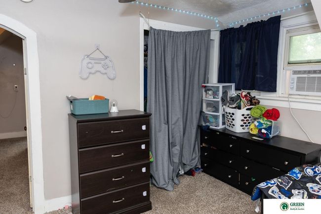 555 W 6 Th St, House other with 4 bedrooms, 2 bathrooms and 1 parking in York NE | Image 28