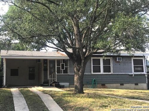 427 Irvington Dr, San Antonio, TX, 78209-4223 | Card Image