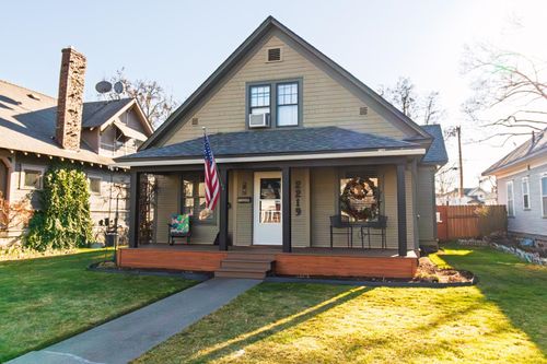 2219 W Maxwell Ave, Spokane, WA, 99201-2914 | Card Image