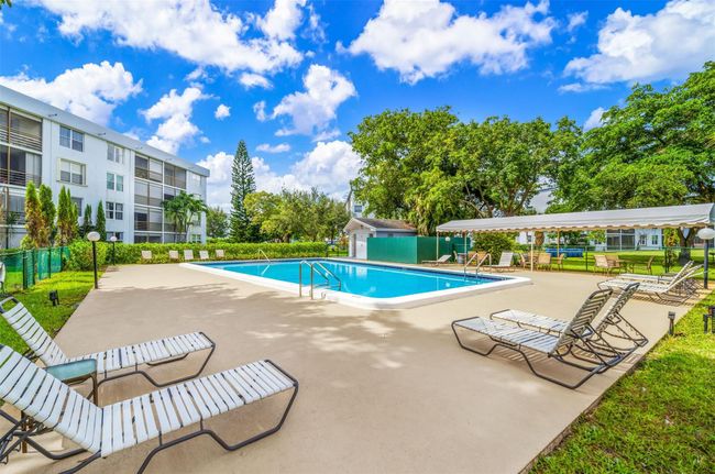 APT-3A - 113 Royal Park Dr, Condo with 2 bedrooms, 2 bathrooms and null parking in Oakland Park FL | Image 15