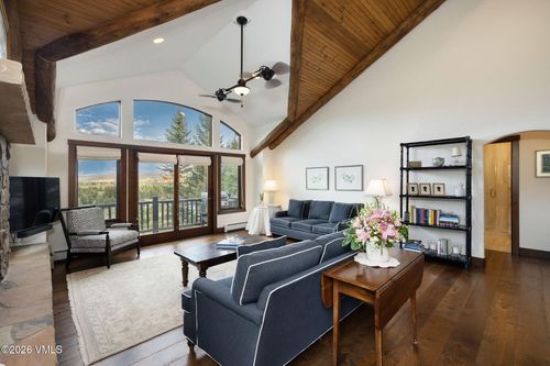 37 Knudson Ranch Rd, Edwards, CO, 81632-5319 | Card Image