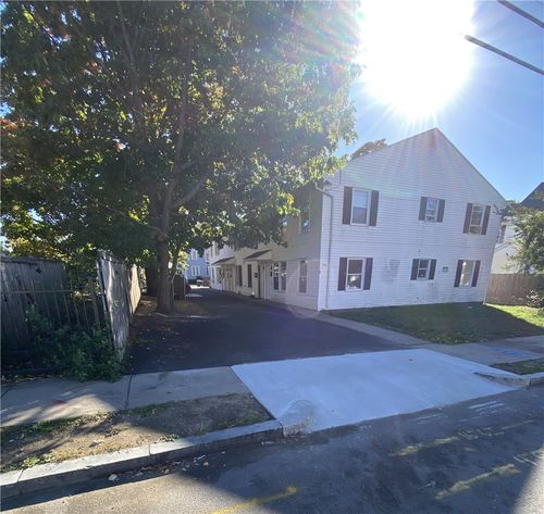 c-174 Daboll St, Providence, RI, 02907-2531 | Card Image