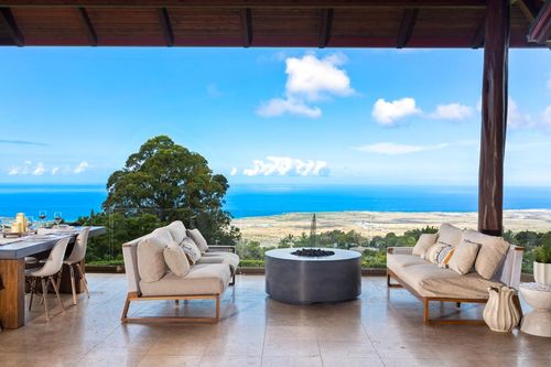 73-4695 Pilialoha Rd, Kailua Kona, HI, 96740-9110 | Card Image