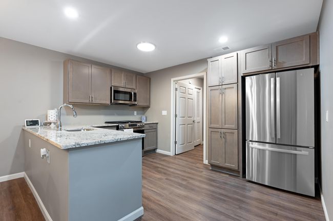 11070 Brookwood, Condo with 2 bedrooms, 2 bathrooms and null parking in Taylor MI | Image 6