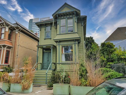 1014 Castro St, Oakland, CA, 94607-3665 | Card Image