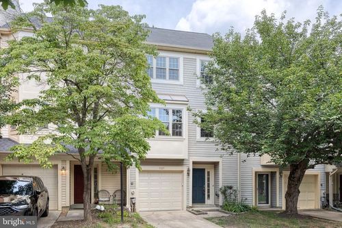 e30-7327 Eden Brook Dr, COLUMBIA, MD, 21046-2300 | Card Image