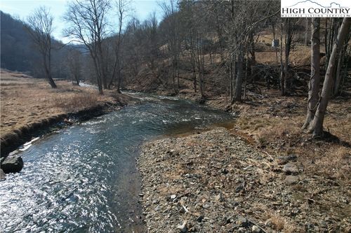 00 S Us 19 E Hwy, Newland, NC, 28657 | Card Image