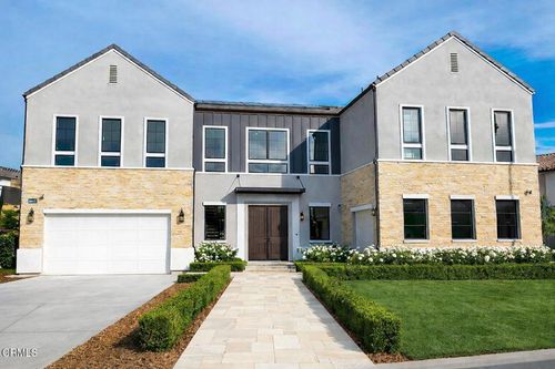 11944 Red Hawk Ln, Porter Ranch, CA, 91326-4335 | Card Image