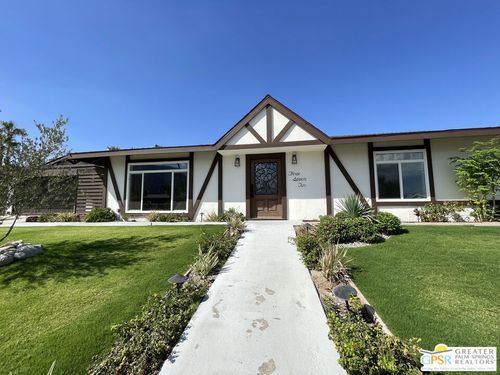 372 E Molino Rd, Palm Springs, CA, 92262-2032 | Card Image