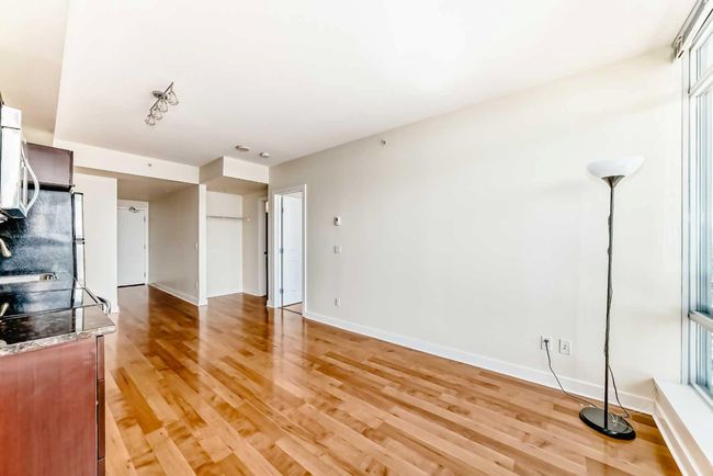 1202 - 3820 Brentwood Road Nw, Condo with 1 bedrooms, 1 bathrooms and 1 parking in Calgary AB | Image 9