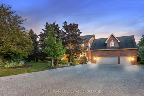 2 Evergreen Lane, Thornton, ON, L0L2N0 | Card Image