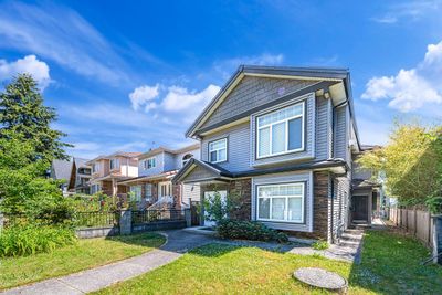 8522 Shaughnessy St, Home with 4 bedrooms, 3 bathrooms and 2 parking in Vancouver BC | Image 1