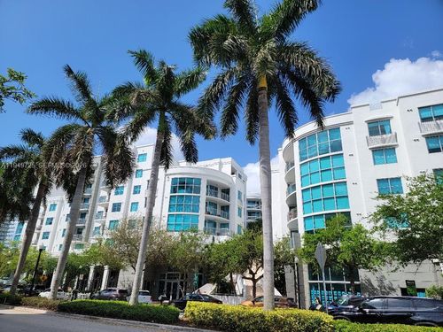 2310-110 Washington Ave, Miami Beach, FL, 33139-7238 | Card Image