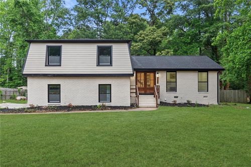 105 Lafayette Dr, Fayetteville, GA, 30214-5308 | Card Image