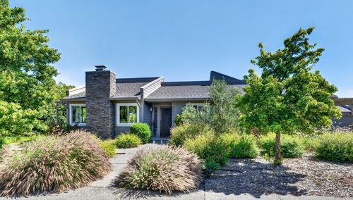 2221 Knolls Dr, Santa Rosa, CA, 95405 | Card Image
