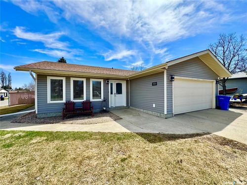 1503 Bliss Cres, Prince Albert, SK, S6V7W7 | Card Image