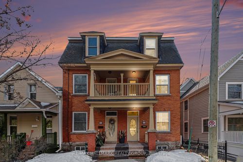 34 Lewis St, Ottawa, ON, K2P0S3 | Card Image