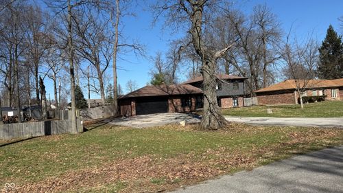 4856 Catalina South Dr, New Palestine, IN, 46163-9677 | Card Image