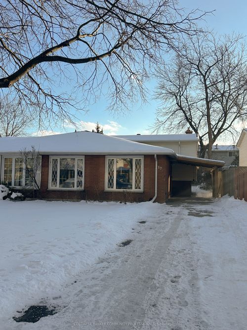 17 Rosanne Crescent, Hamilton, ON, L8T2T8 | Card Image