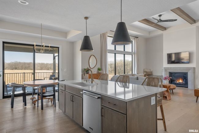 24024 185 Th St, House other with 4 bedrooms, 4 bathrooms and null parking in Bettendorf IA | Image 7