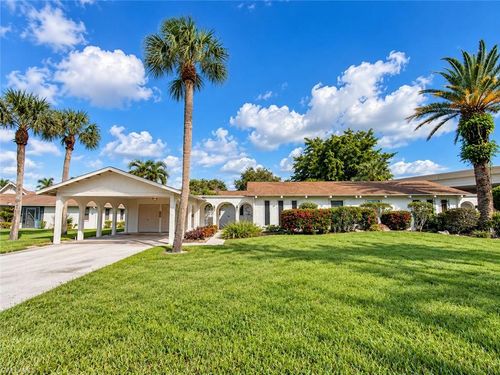 b-4272 Island Cir, FORT MYERS, FL, 33919-4461 | Card Image