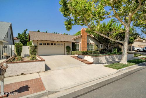 2321 Graceland St, Simi Valley, CA, 93065-2522 | Card Image