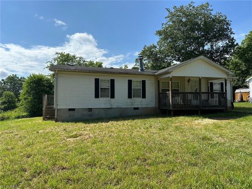 100 Springs Ct, Stony Point, NC, 28678-9517 | Card Image