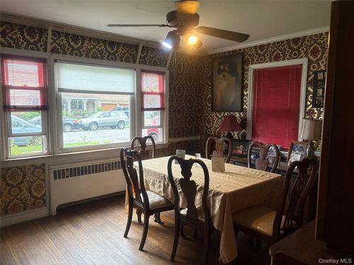 35 W Raymond Ave, Roosevelt, NY, 11575-1013 | Card Image